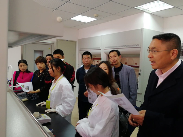武漢市農(nóng)產(chǎn)品質(zhì)量安全追溯系統(tǒng)（二期水產(chǎn)品檢測）技術(shù)培訓在上成生物順利開展